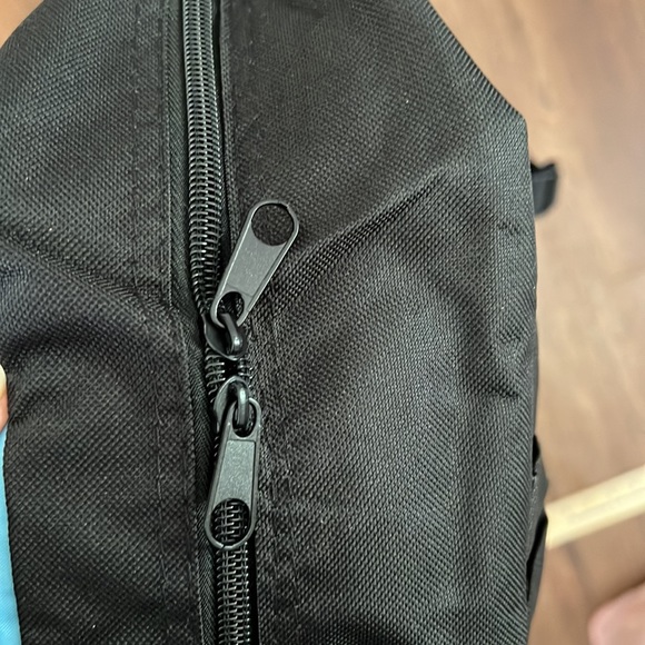 NWT Mario Brothers & Friends back pack mesh side pockets Zipper - Picture 7 of 10